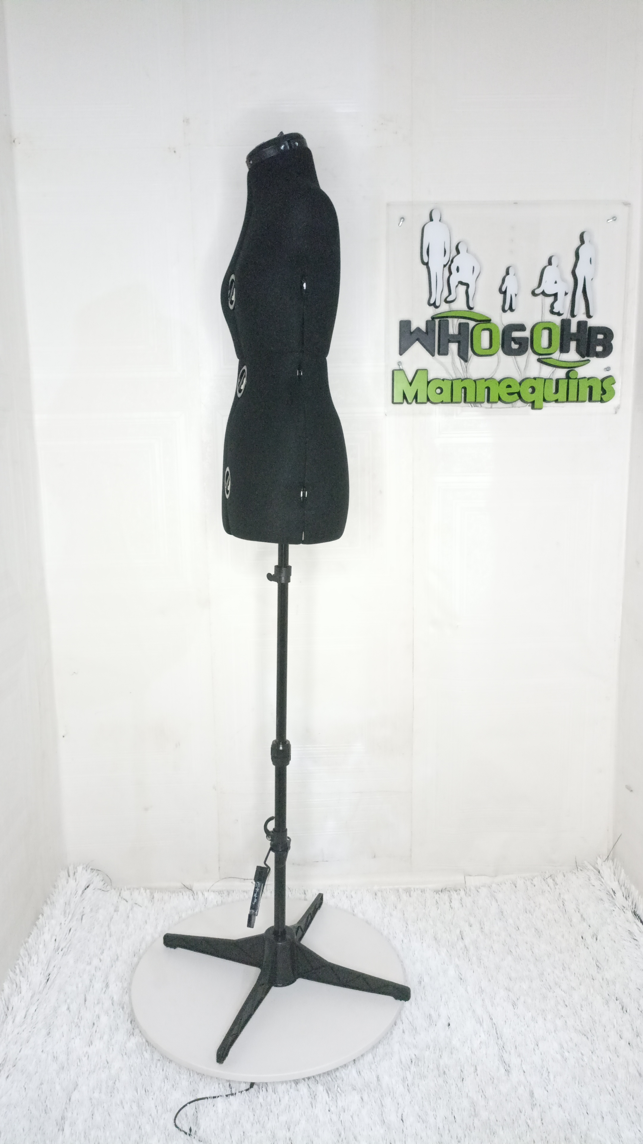 Dial Adjustable Female Dressform Mannequin Dial Adjustable Female Dressform Mannequin