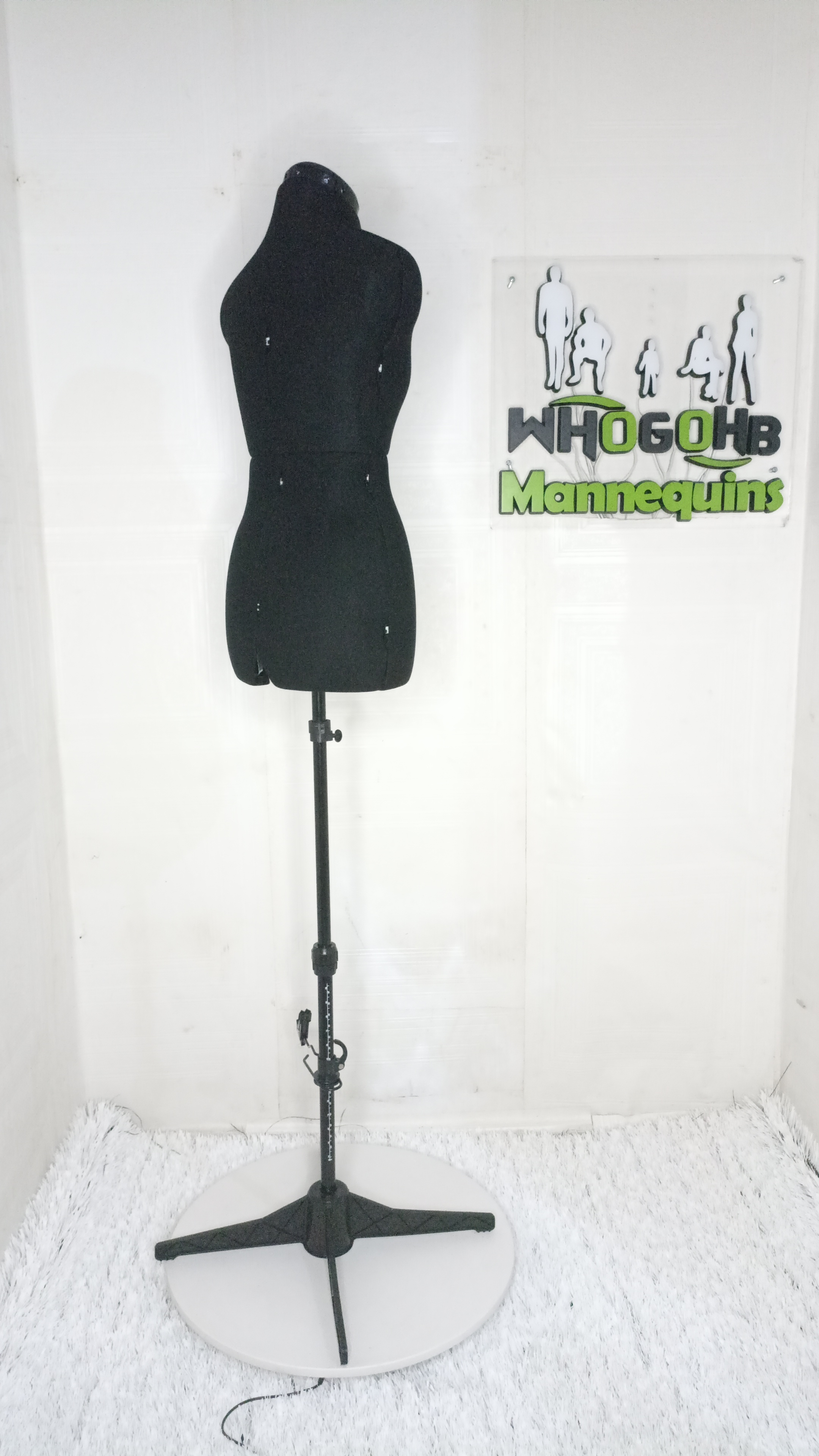 Dial Adjustable Female Dressform Mannequin Dial Adjustable Female Dressform Mannequin