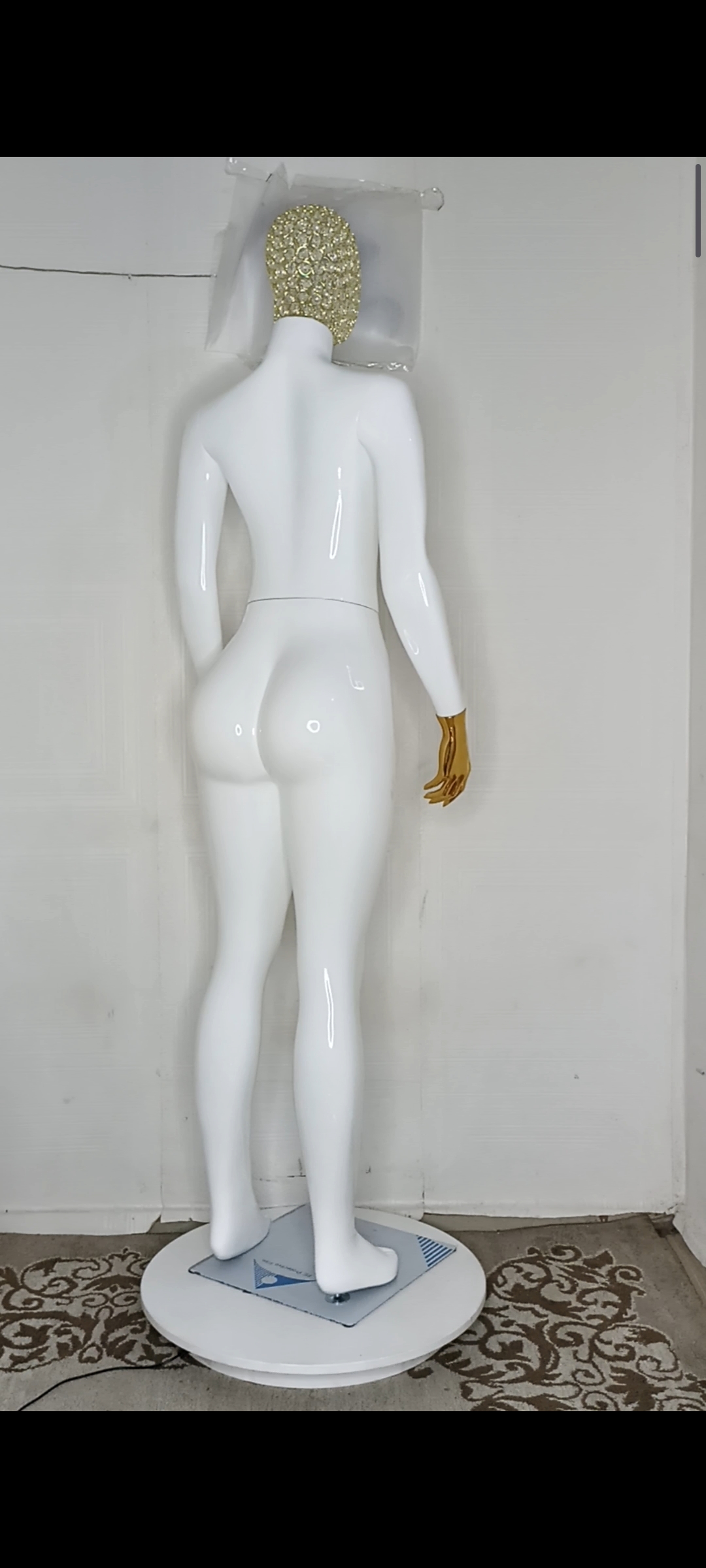 Female Mannequin with Diamond Stones Wire Mesh Net Head- Size 12 Female Mannequin with Diamond Stones Wire Mesh Net Head- Size 12