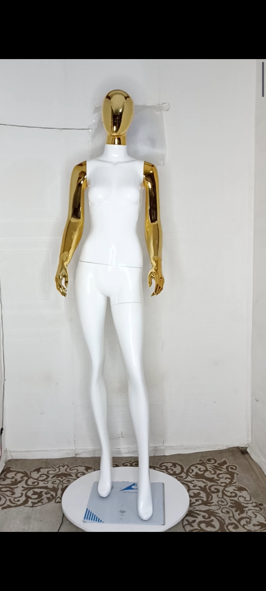 Tall Female Mannequin-2 tones Colour-Full Fibreglass Size 8 Tall Female Mannequin-2 tones Colour-Full Fibreglass Size 8