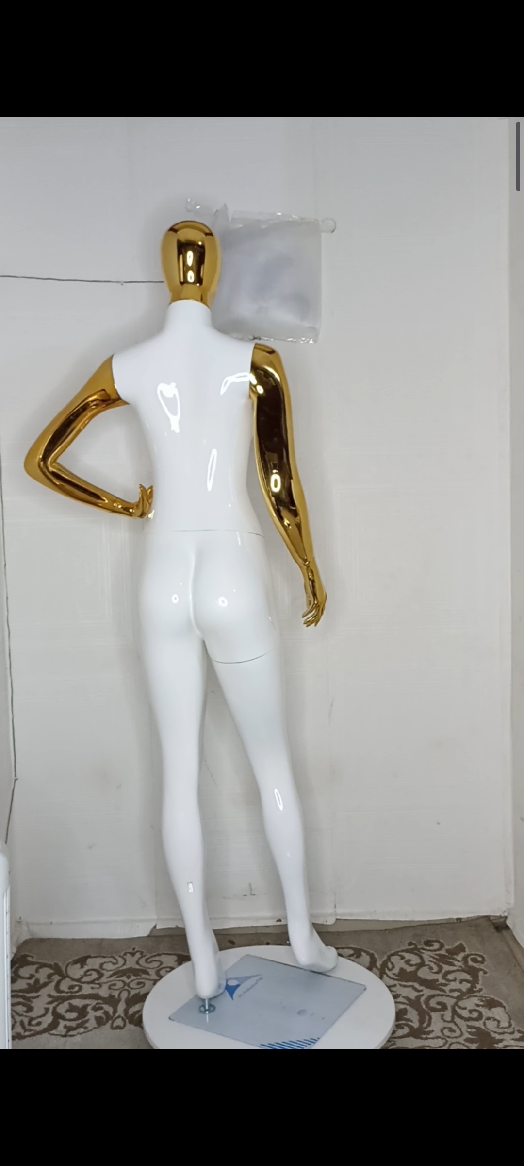 Female Mannequin-2 tones Colour-Full Fibreglass Size 12 with Posture Female Mannequin-2 tones Colour-Full Fibreglass Size 12 with Posture