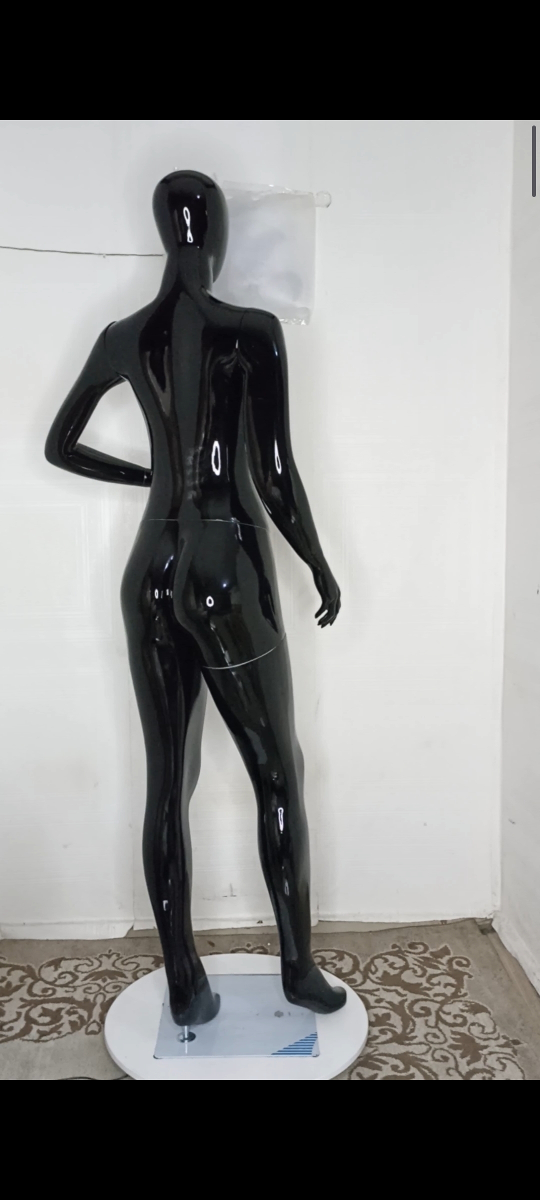 Female Mannequin-Full Plain Glossy Colour-Full Fibreglass Size 12 with Posture Female Mannequin-Full Plain Glossy Colour-Full Fibreglass Size 12 with Posture