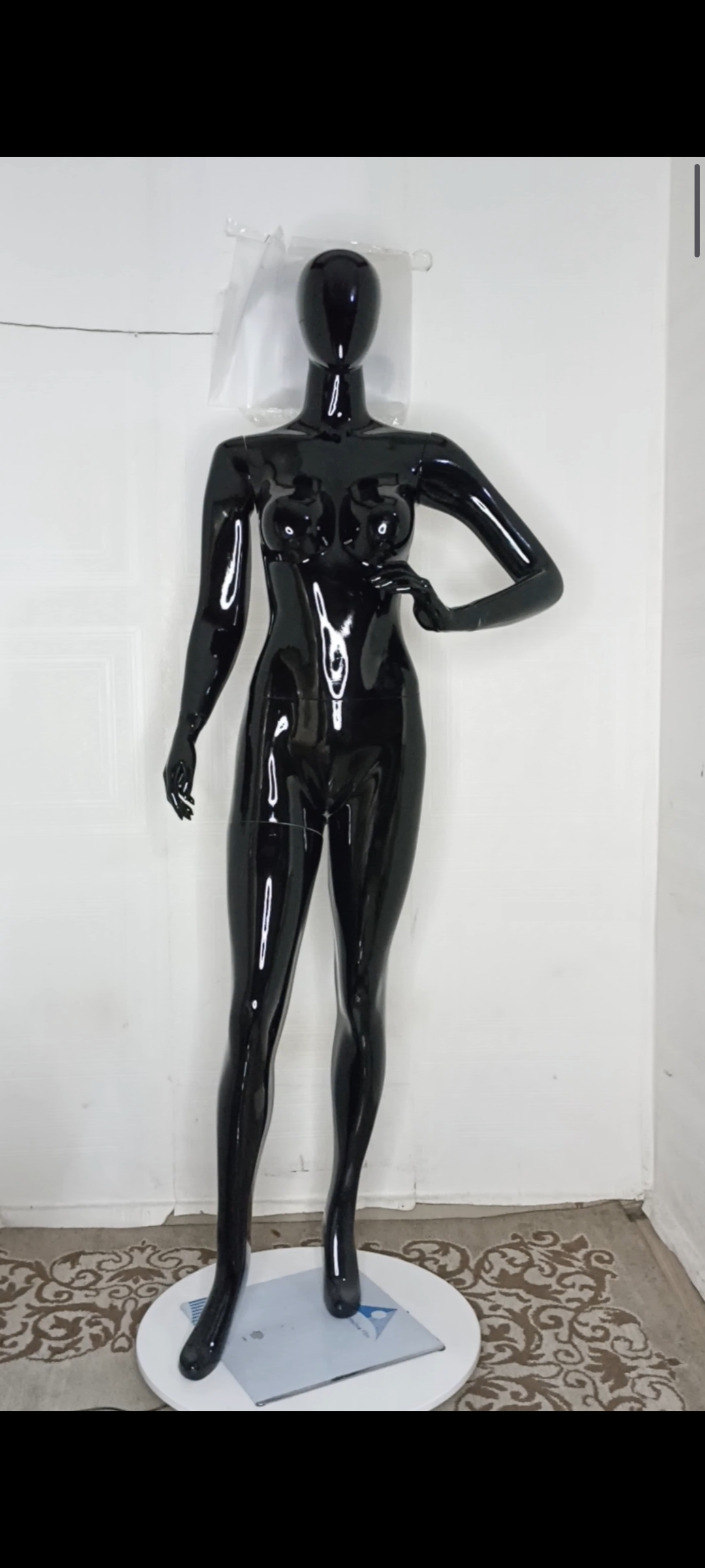 Female Mannequin-Full Plain Glossy Colour-Full Fibreglass Size 12 with Posture Female Mannequin-Full Plain Glossy Colour-Full Fibreglass Size 12 with Posture