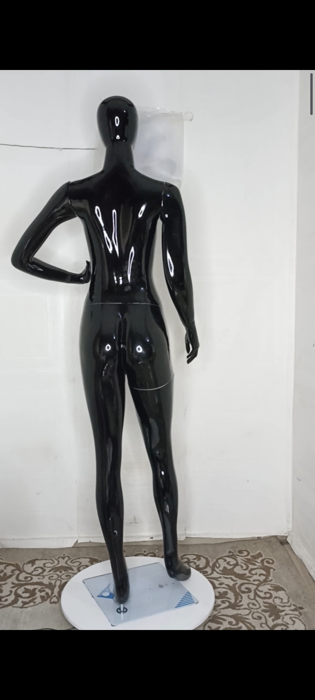 Female Mannequin-Full Plain Glossy Colour-Full Fibreglass Size 12 with Posture Female Mannequin-Full Plain Glossy Colour-Full Fibreglass Size 12 with Posture