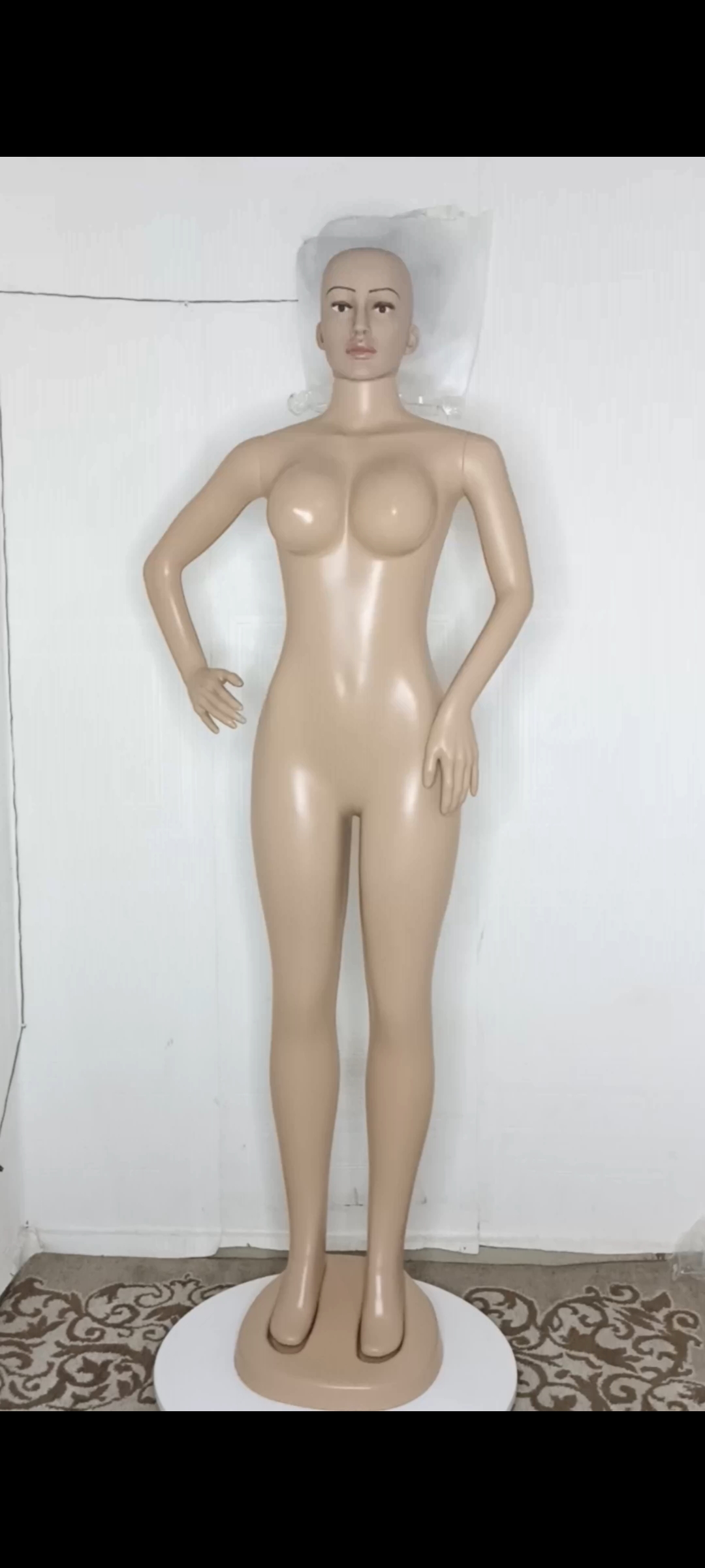 Adanne Size 10 Bald Head FRP Unbreakable Plastic Non- Detachable Foreign Female Mannequin Adanne Size 10 Bald Head FRP Unbreakable Plastic Non- Detachable Foreign Female Mannequin